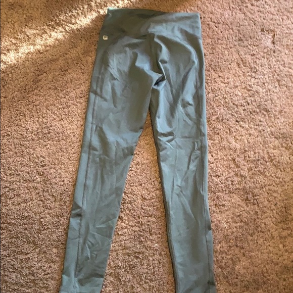 Fabletics leggings - Picture 2 of 2